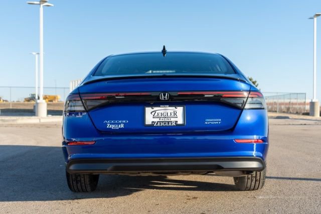 Used 2024 Honda Accord Sport image 6