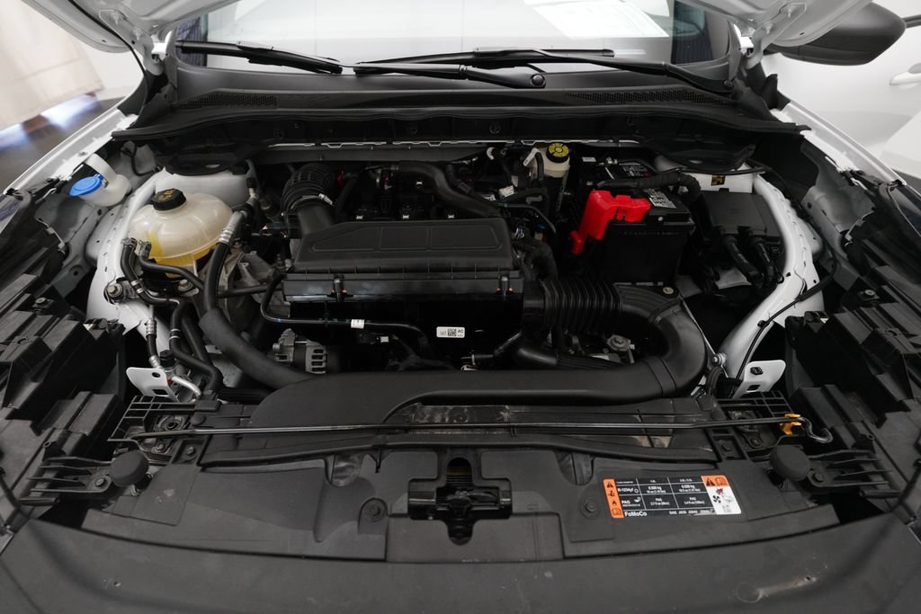 Used 2023 Ford Escape ST-Line w/ Tech Pack #1 AWD/4WD image 3
