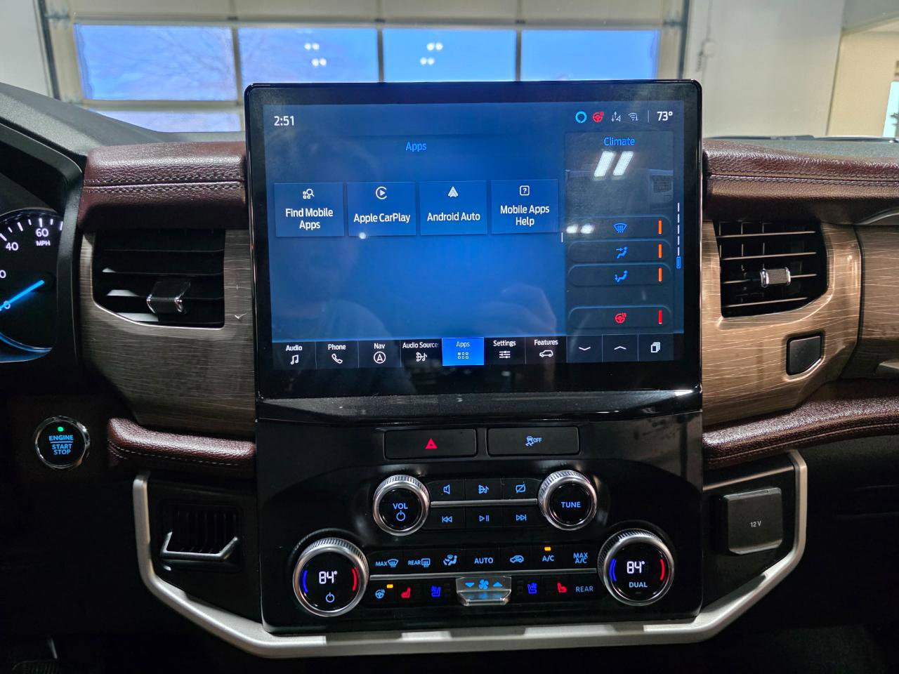 Used 2022 Ford Expedition Max Limited image 39