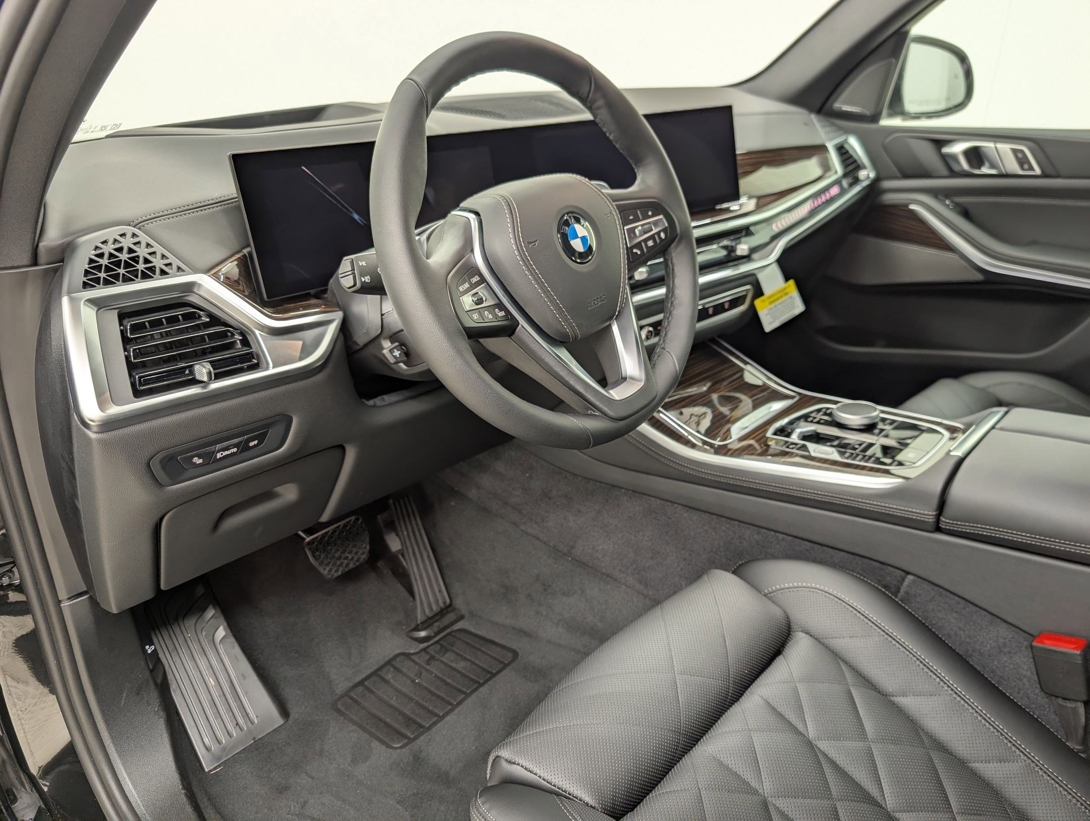 New 2026 BMW X5 sDrive40i w/ Climate Comfort Package RWD image 4