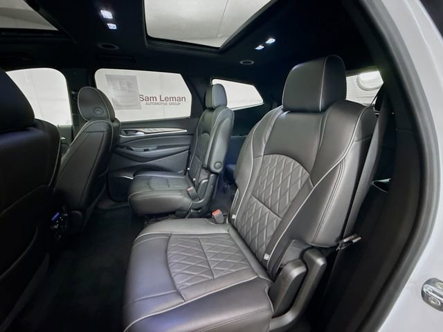 Used 2023 Buick Enclave Avenir image 26