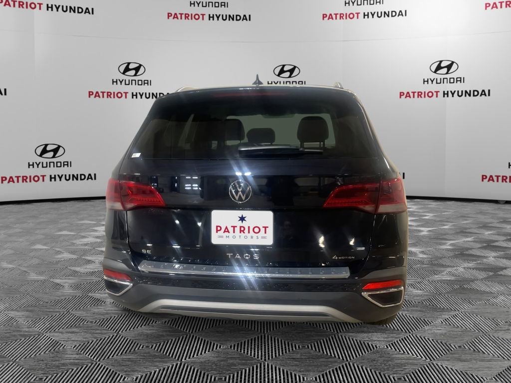 Used 2022 Volkswagen Taos SE image 5