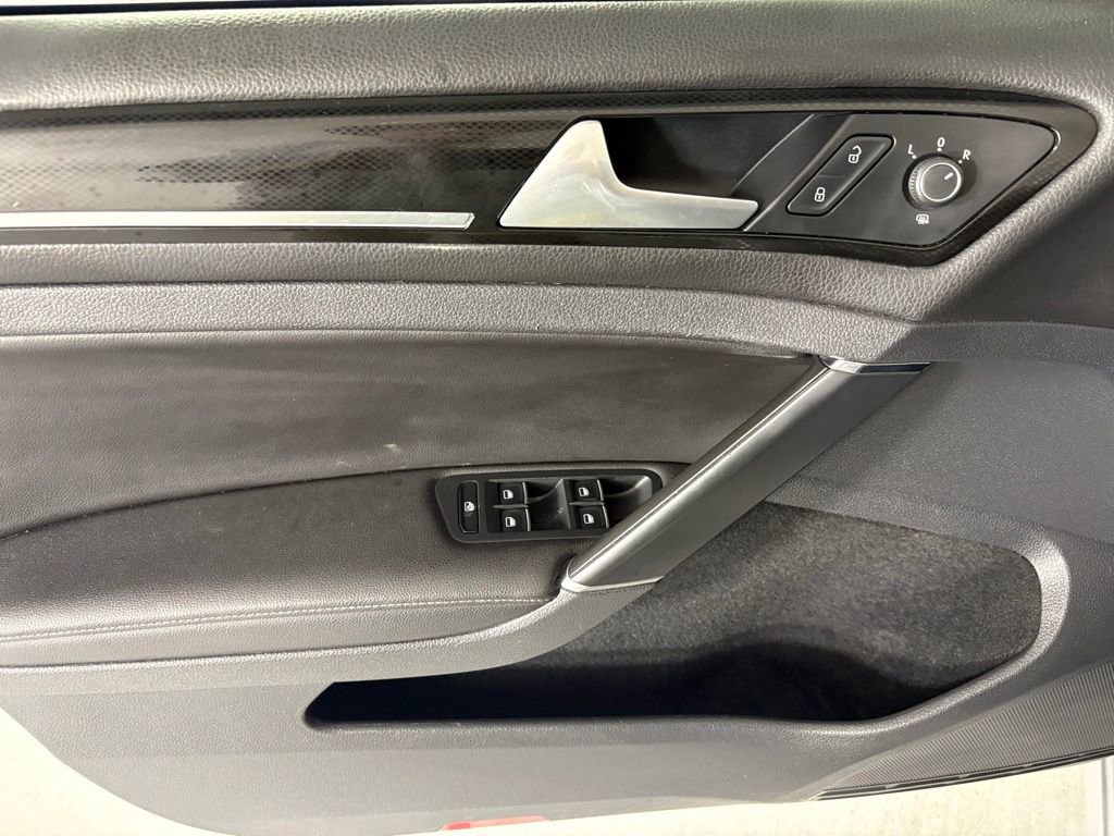 Used 2015 Volkswagen Golf SEL FWD image 24