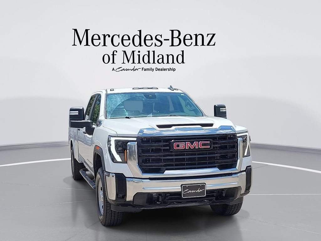Used 2024 GMC Sierra 3500 Pro w/ Convenience Package AWD/4WD image 1