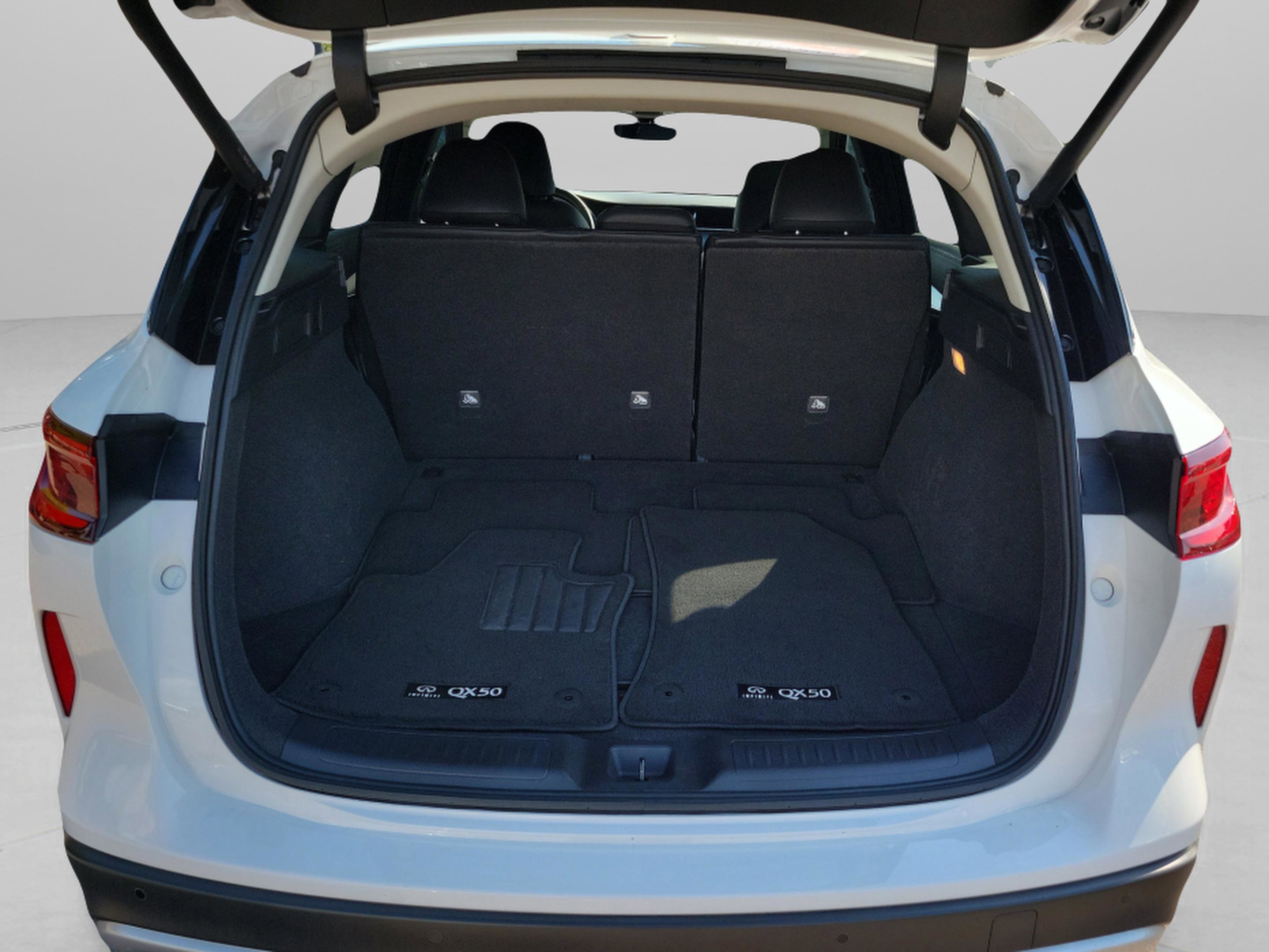 Certified 2025 INFINITI QX50 Pure image 30