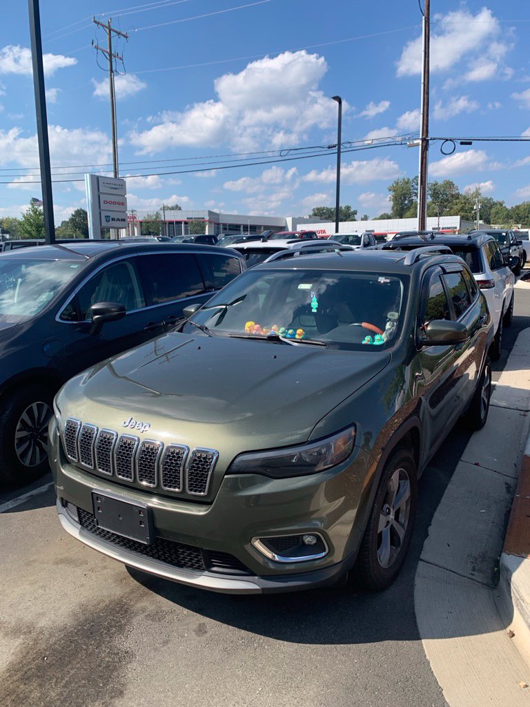Used 2019 Jeep Cherokee Limited AWD/4WD image 15