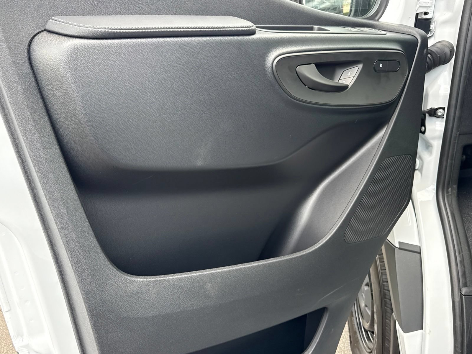 New 2026 Mercedes-Benz Sprinter 2500 image 17