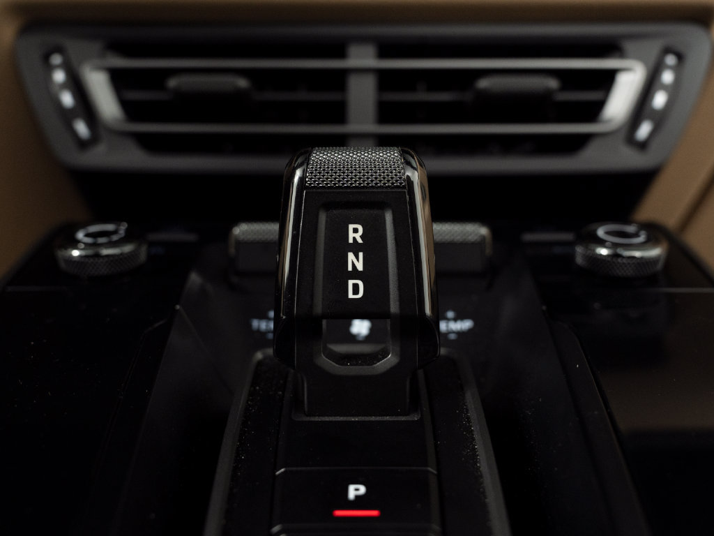 Certified 2024 Porsche 911 Carrera RWD image 37