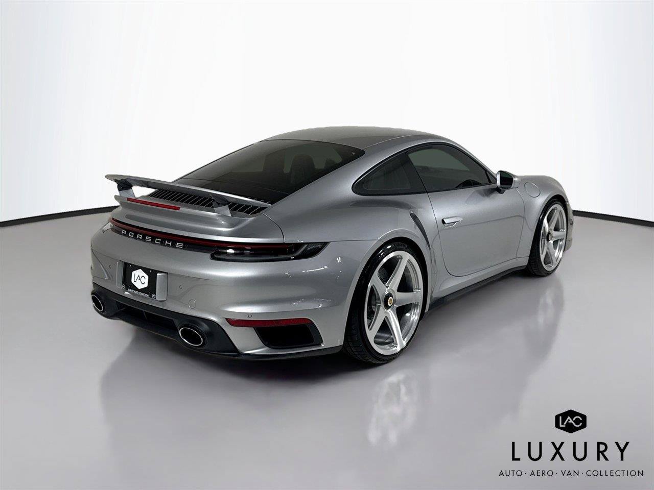 Used 2024 Porsche 911 Turbo S AWD/4WD image 5
