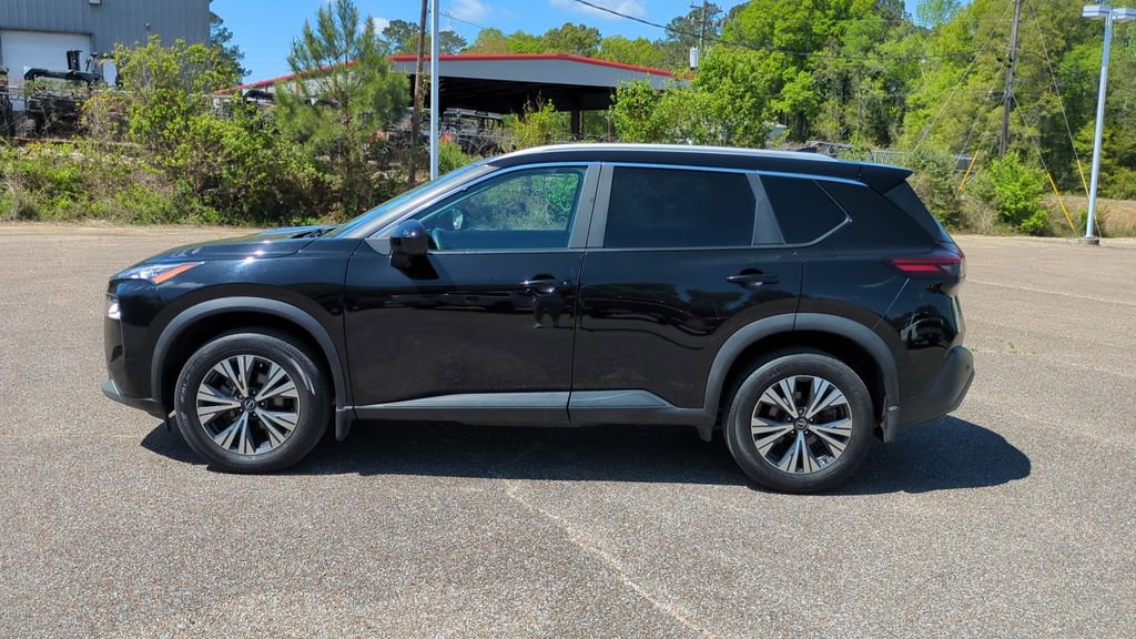 Used 2023 Nissan Rogue SV w/ SV Premium B Package image 8