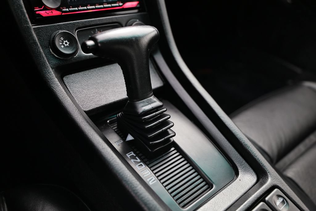 Used 1994 Porsche 928 GTS RWD image 39