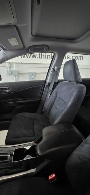 Used 2016 Honda Accord EX image 22