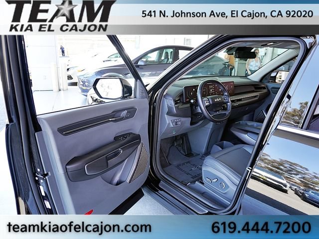Certified 2024 Kia EV9 Light Long Range RWD image 43