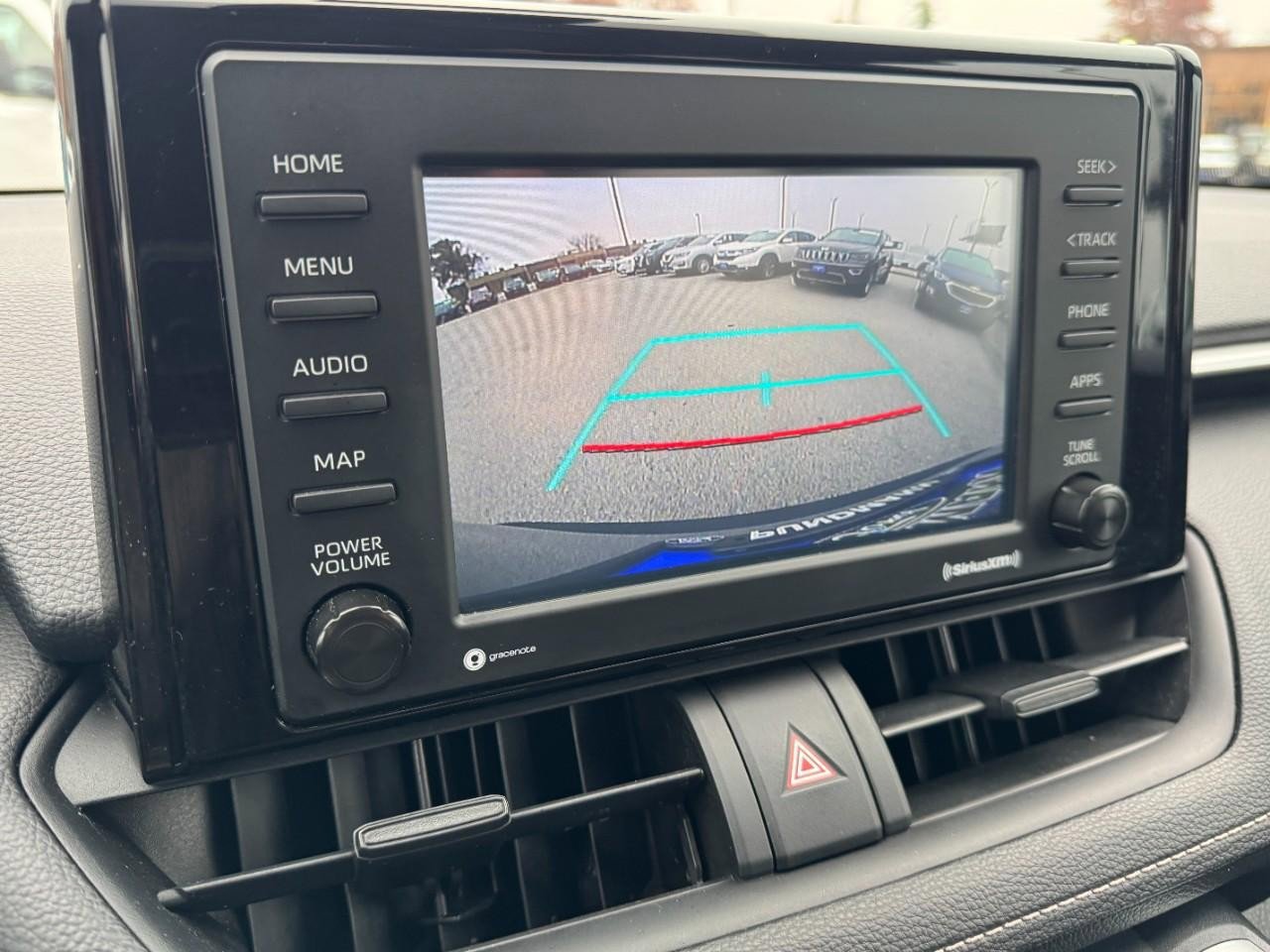 Used 2021 Toyota RAV4 LE image 21