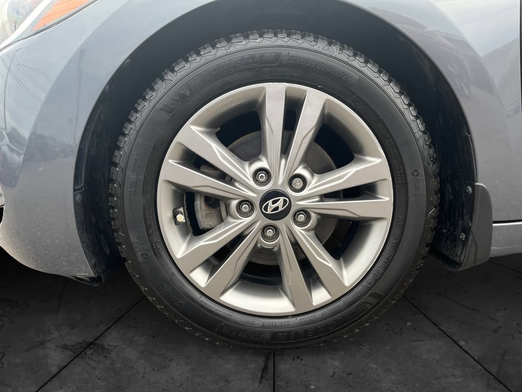 Used 2017 Hyundai Elantra Sedan FWD image 14
