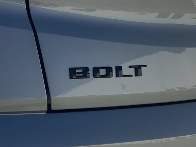 New 2027 Chevrolet Bolt RS w/ Technology Package FWD image 17