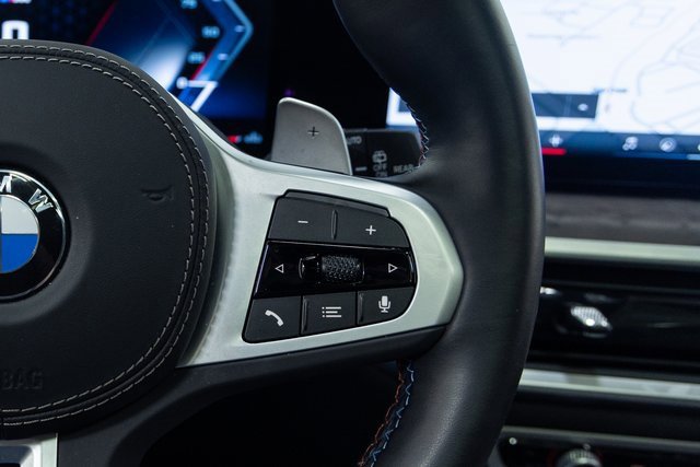 Certified 2025 BMW X7 M60i image 18