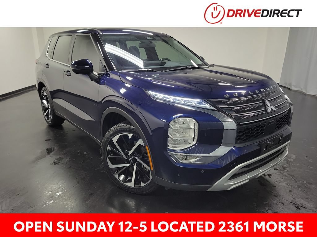 Used 2024 Mitsubishi Outlander SE AWD/4WD image 1