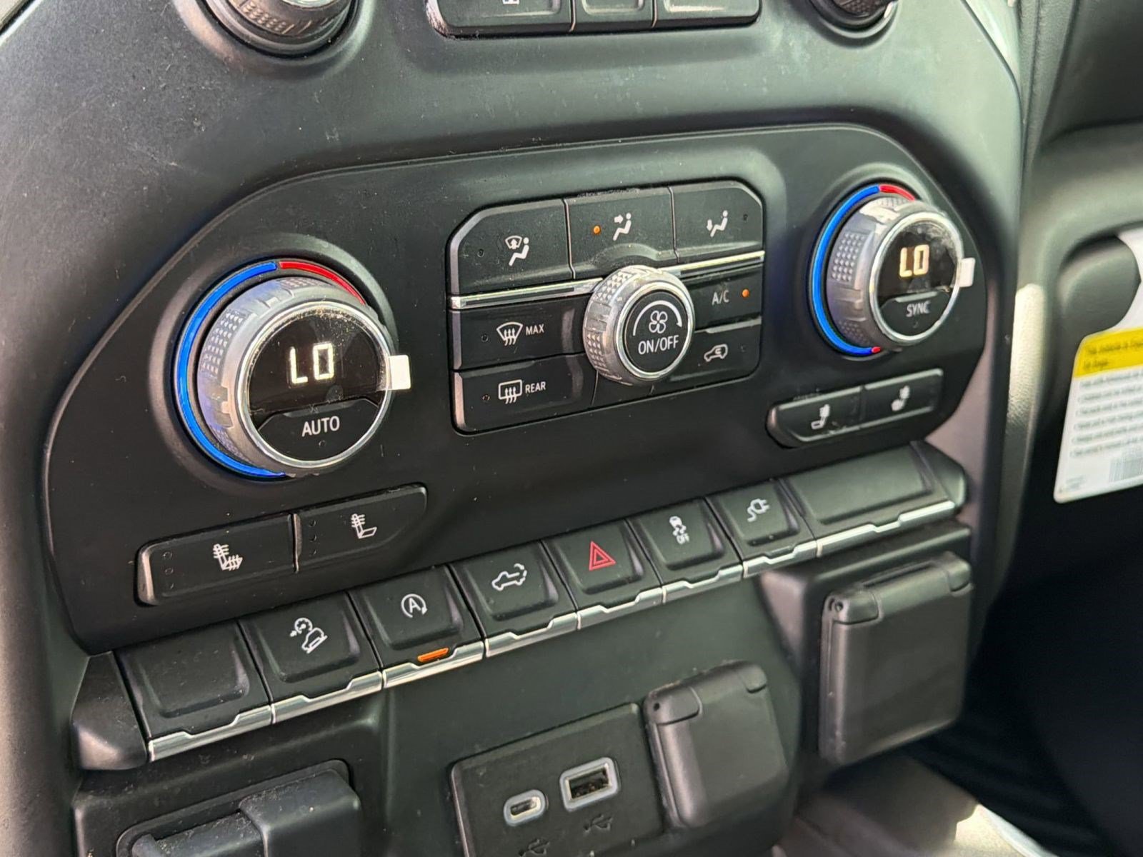 Certified 2019 Chevrolet Silverado 1500 RST w/ All-Star Edition AWD/4WD image 15