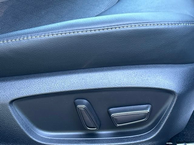 Certified 2022 Toyota Camry XSE FWD image 36