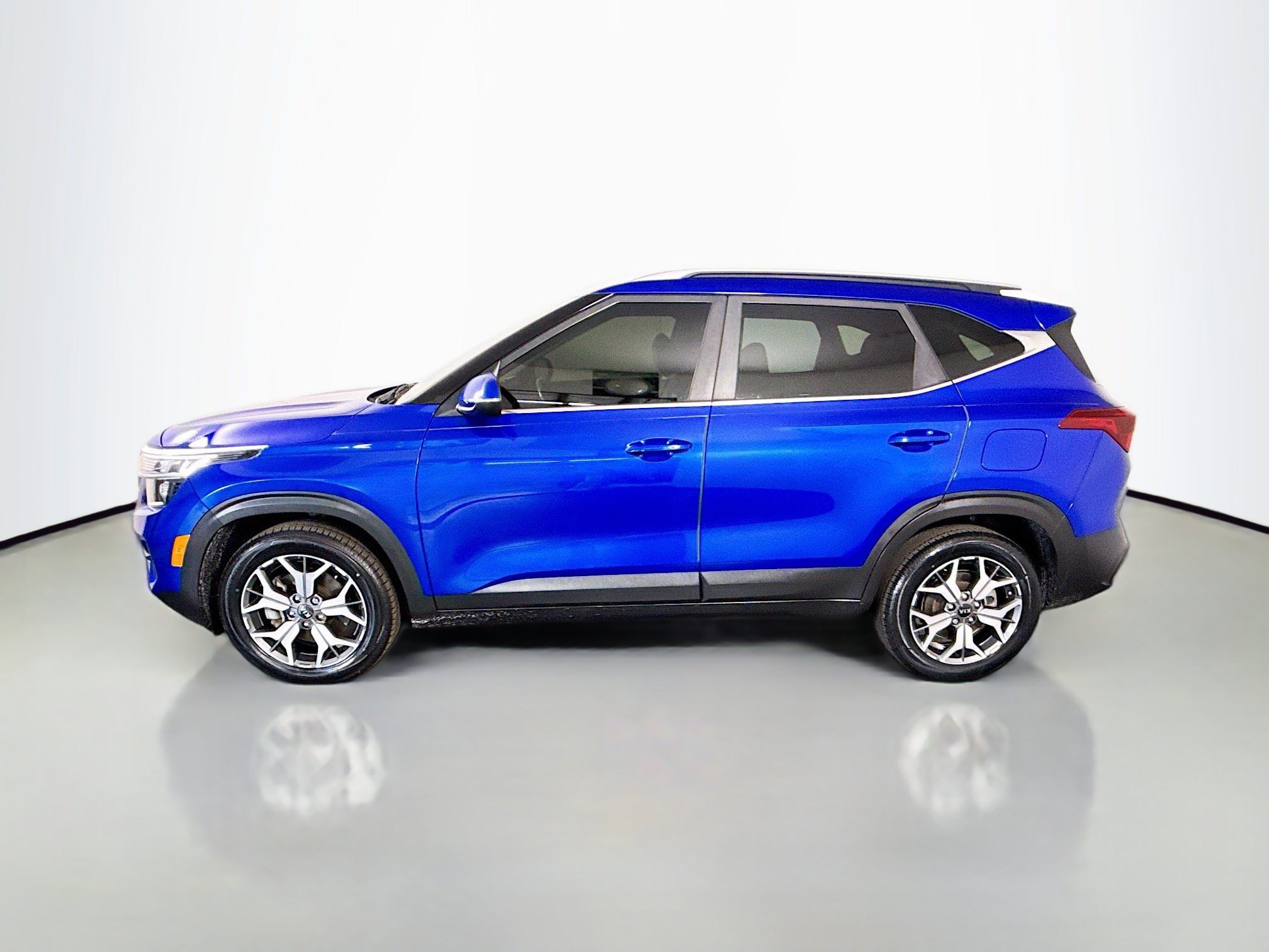 Used 2021 Kia Seltos EX AWD/4WD image 6