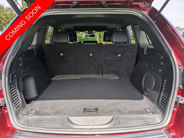 Certified 2021 Jeep Grand Cherokee Laredo X AWD/4WD image 8