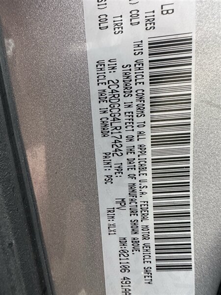 Used 2020 Dodge Grand Caravan SXT FWD image 20