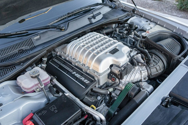 Used 2020 Dodge Challenger SRT Hellcat Redeye image 17