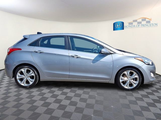 Used 2014 Hyundai Elantra GT w/ Option Group 03 image 7