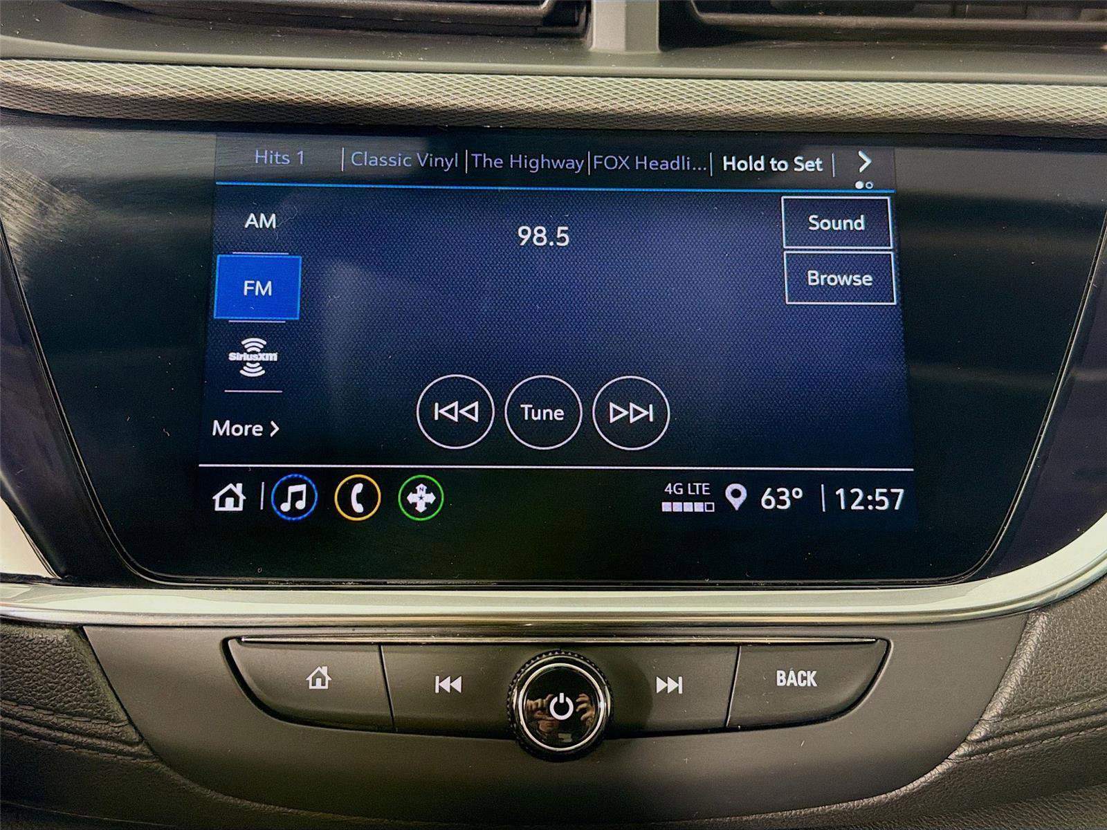 Used 2023 Buick Encore GX Preferred w/ Cold Weather Comfort Package image 14