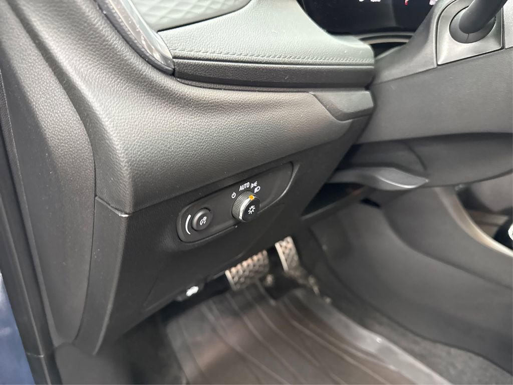 Used 2024 Buick Encore GX Preferred image 34