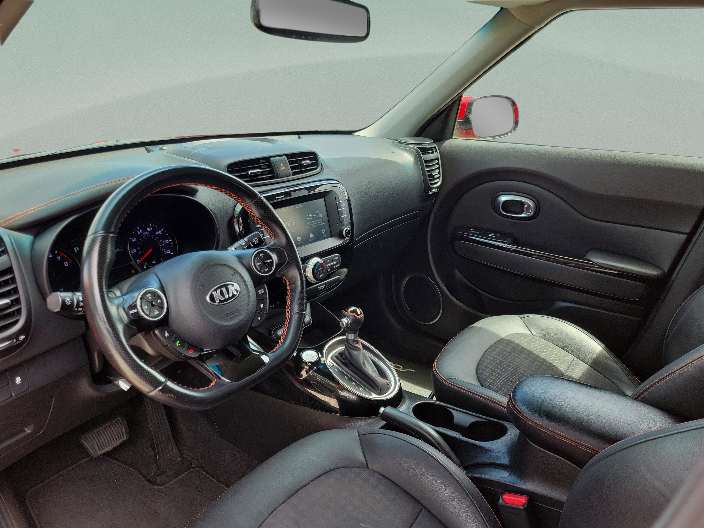 Used 2018 Kia Soul ! image 16