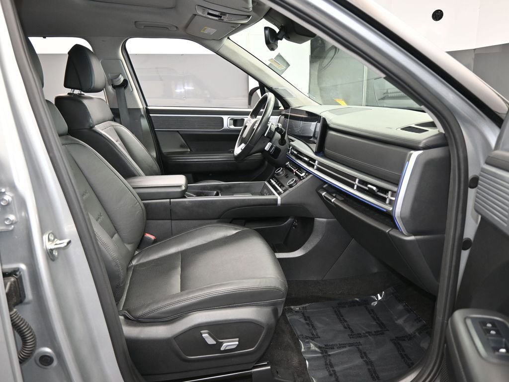 Used 2024 Hyundai Santa Fe Limited image 61