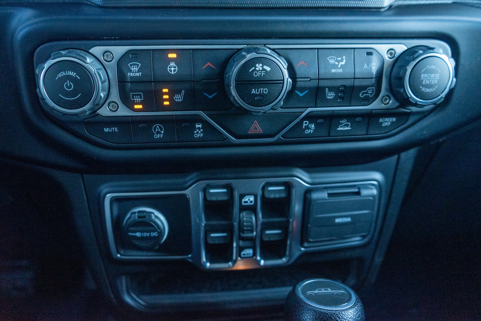 Used 2022 Jeep Gladiator Sport image 19