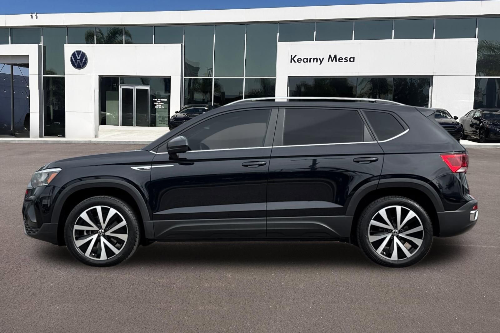 Used 2023 Volkswagen Taos SE image 7