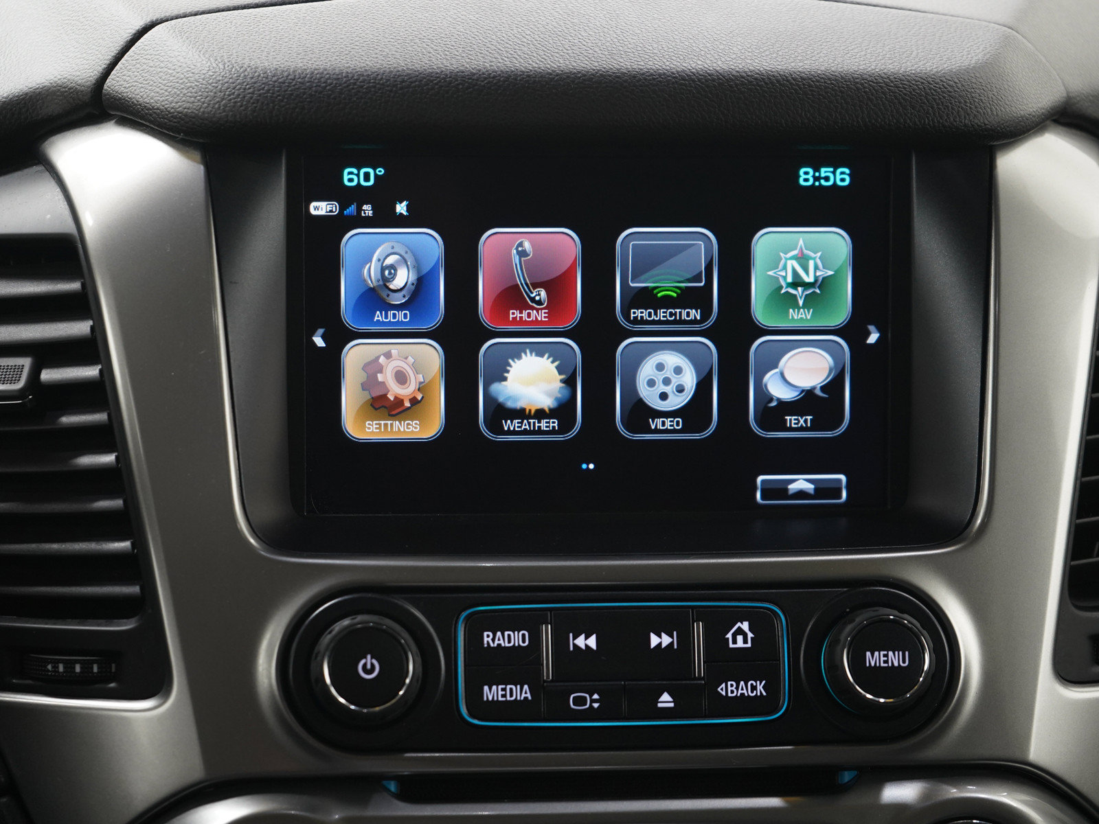 Used 2020 Chevrolet Suburban LT AWD/4WD image 22