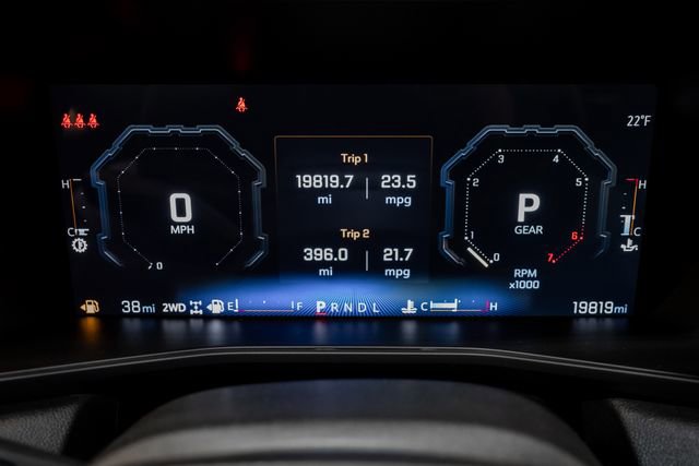 Used 2025 Chevrolet Colorado W/T w/ Advanced Trailering Package image 13