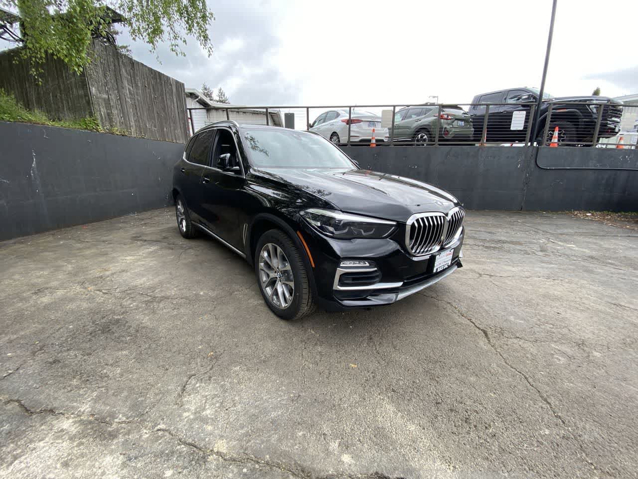 Used 2021 BMW X5 xDrive40i w/ Premium Package AWD/4WD image 8