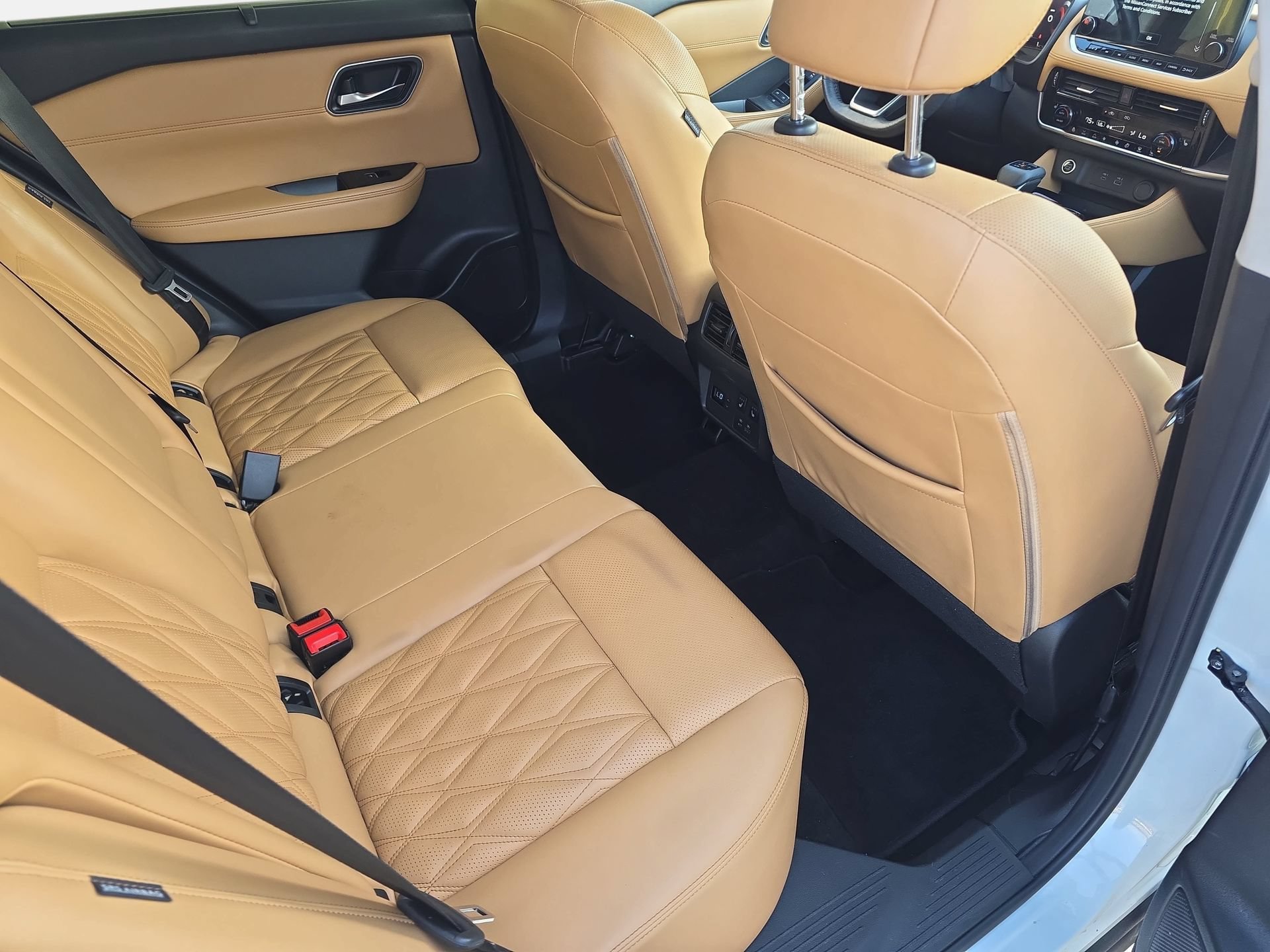 Used 2023 Nissan Rogue Platinum w/ Platinum Premium Package FWD image 11