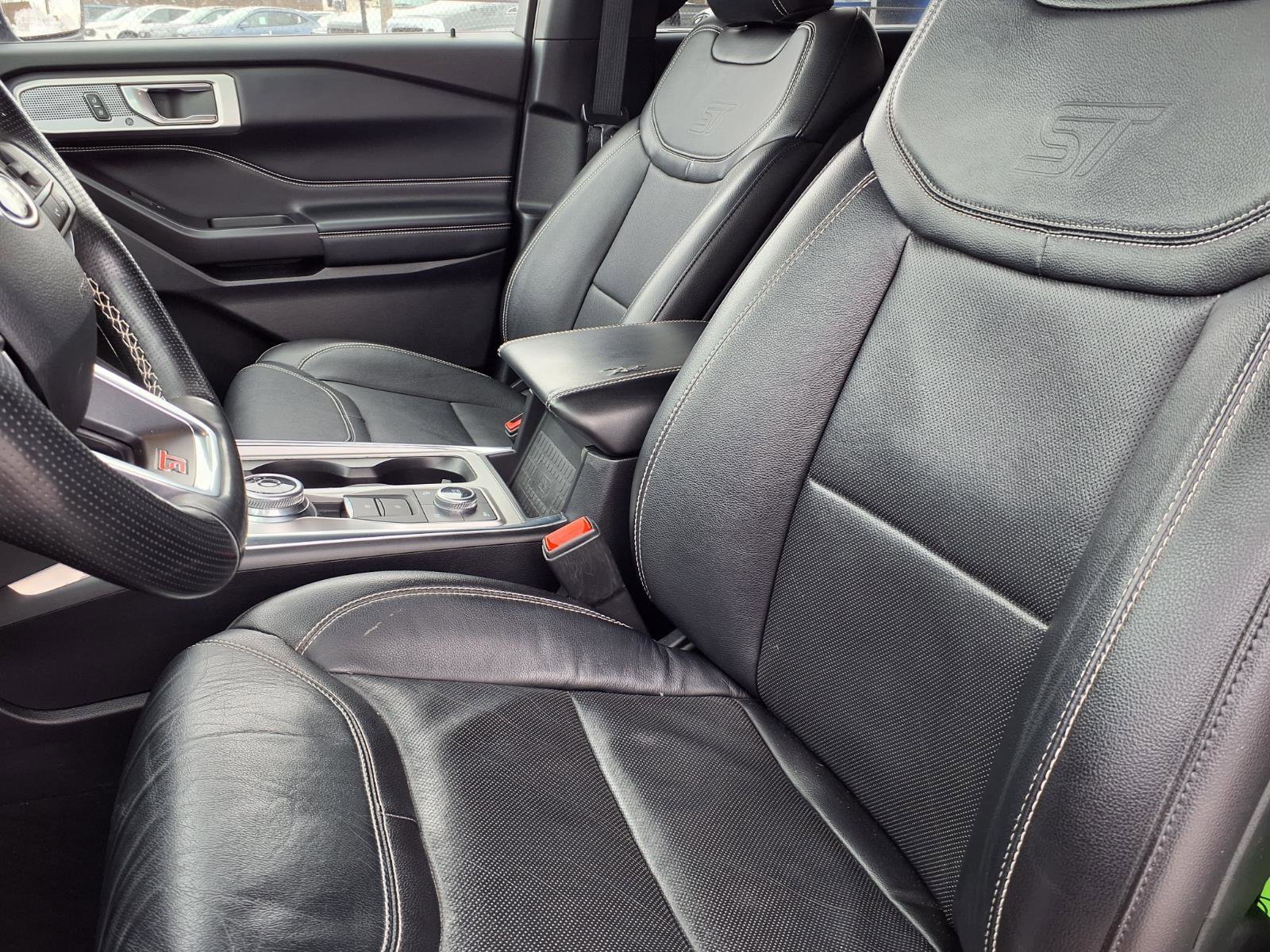 Used 2020 Ford Explorer ST w/ ST Street Pack image 3