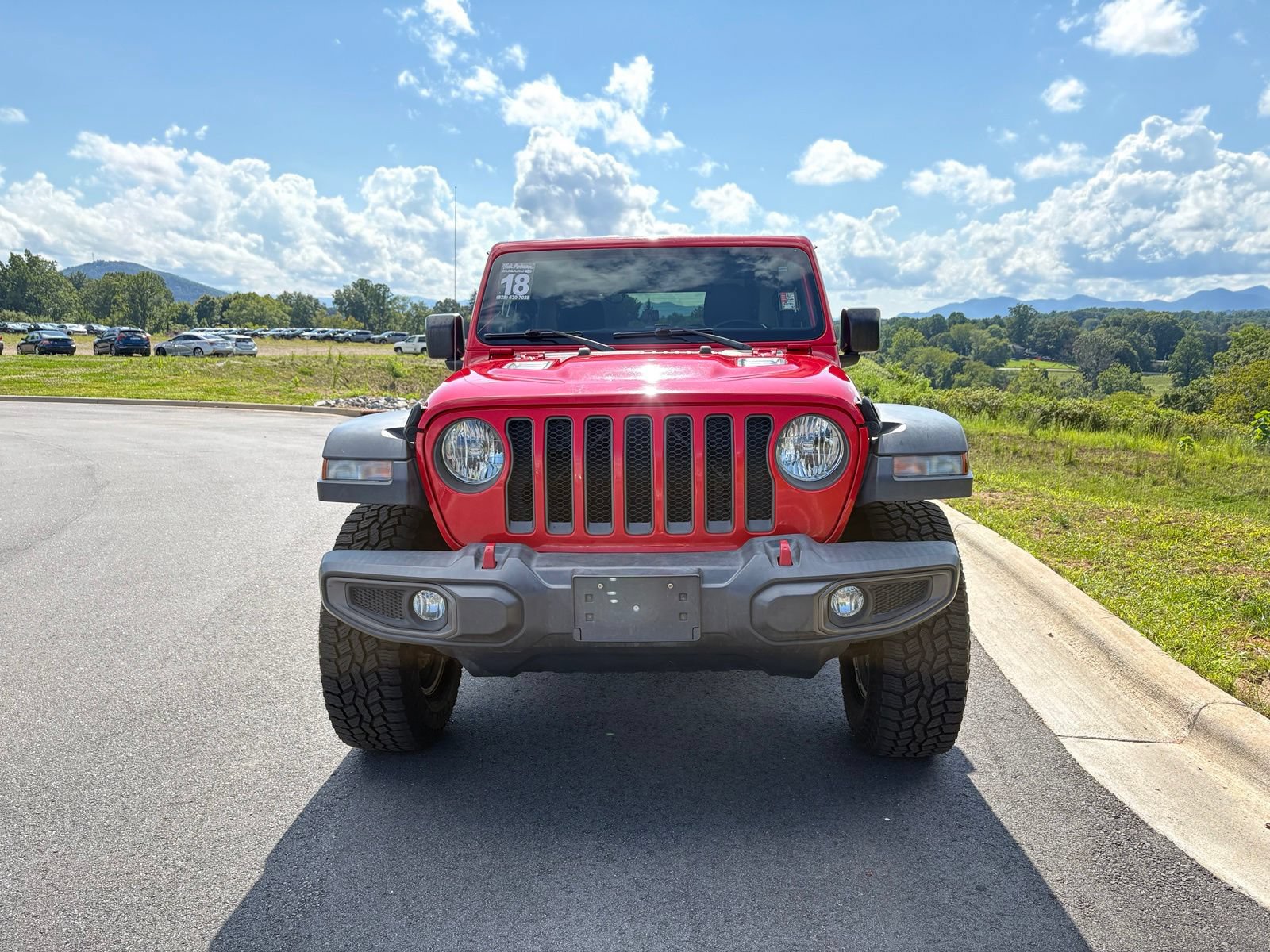 Used 2018 Jeep Wrangler Rubicon AWD/4WD image 2
