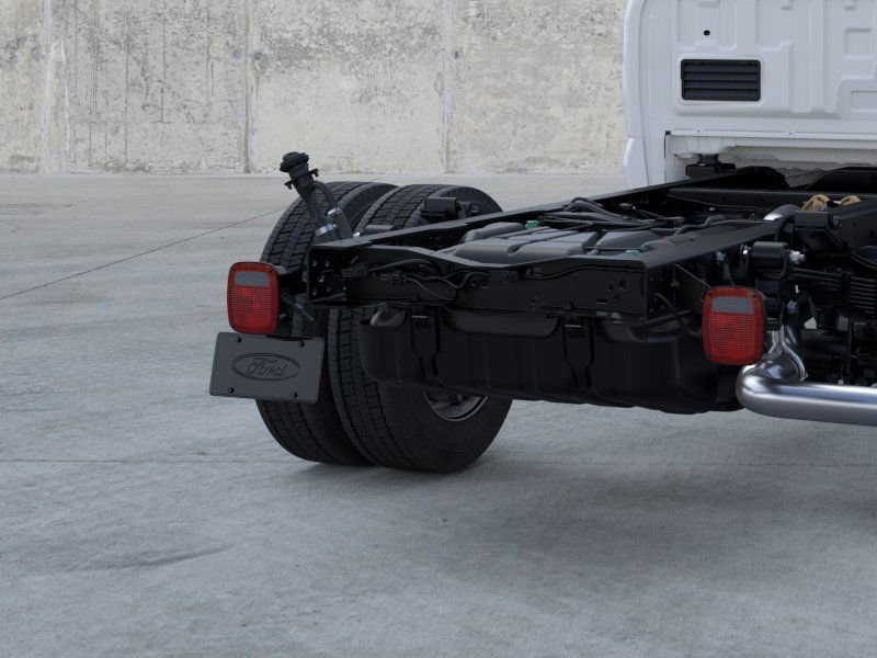 New 2026 Ford F550 4x4 Crew Cab image 21