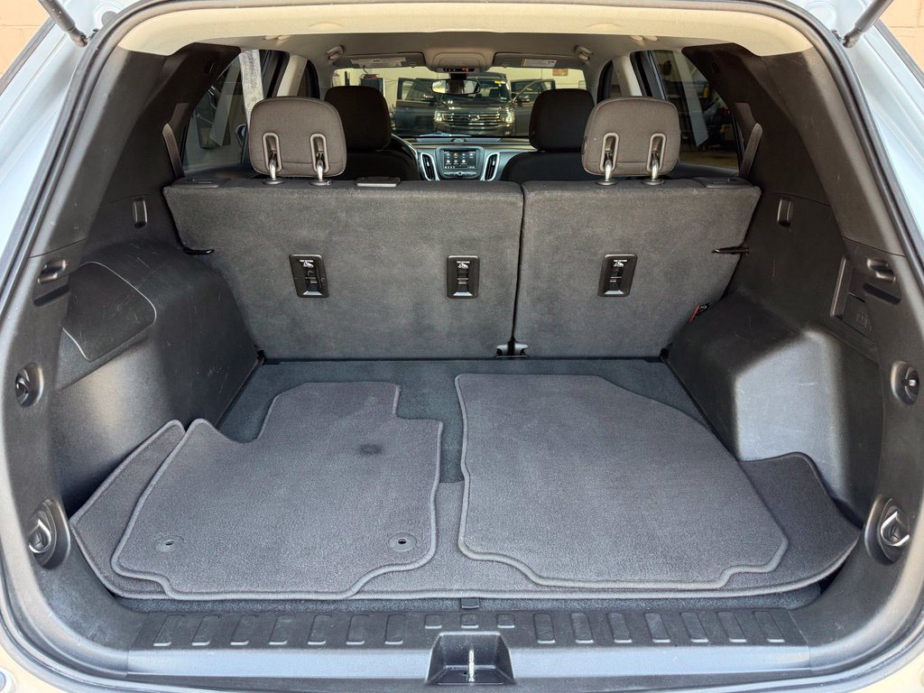 Used 2019 Chevrolet Equinox LT FWD image 12