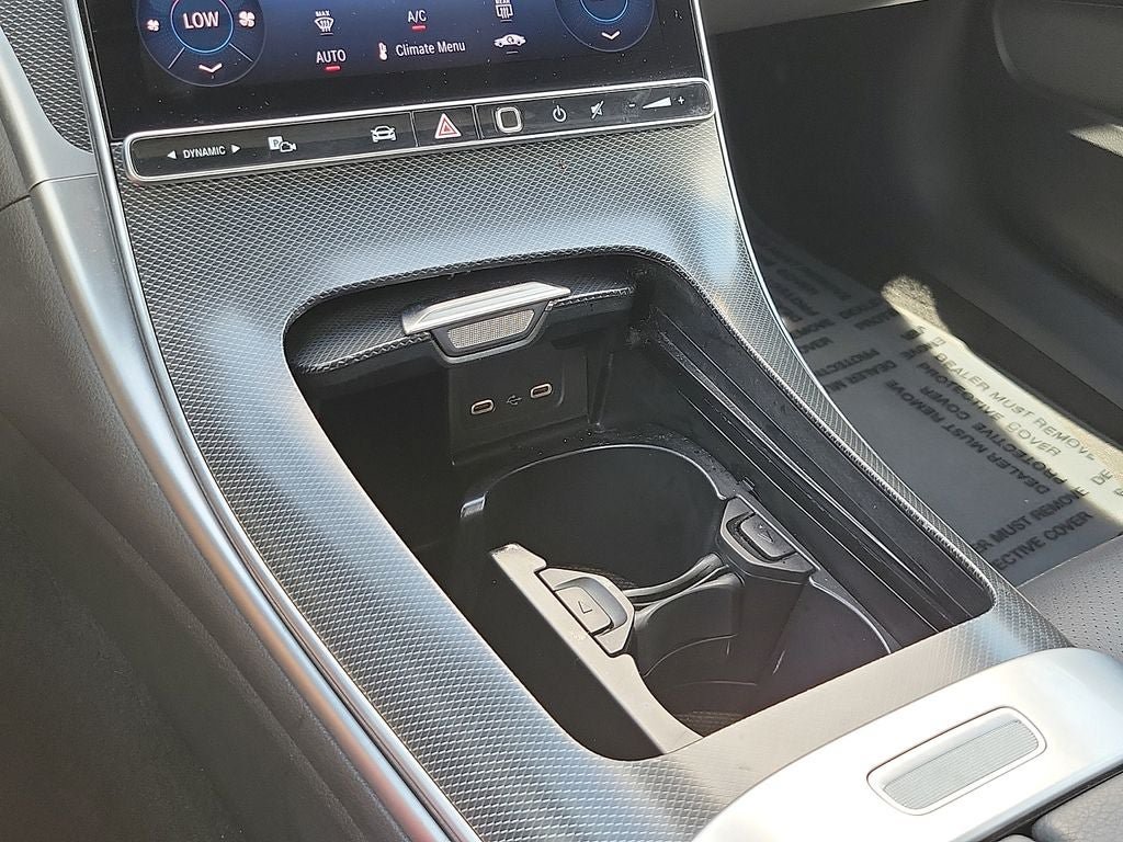 Used 2025 Mercedes-Benz C 300 Sedan w/ Winter Package image 17