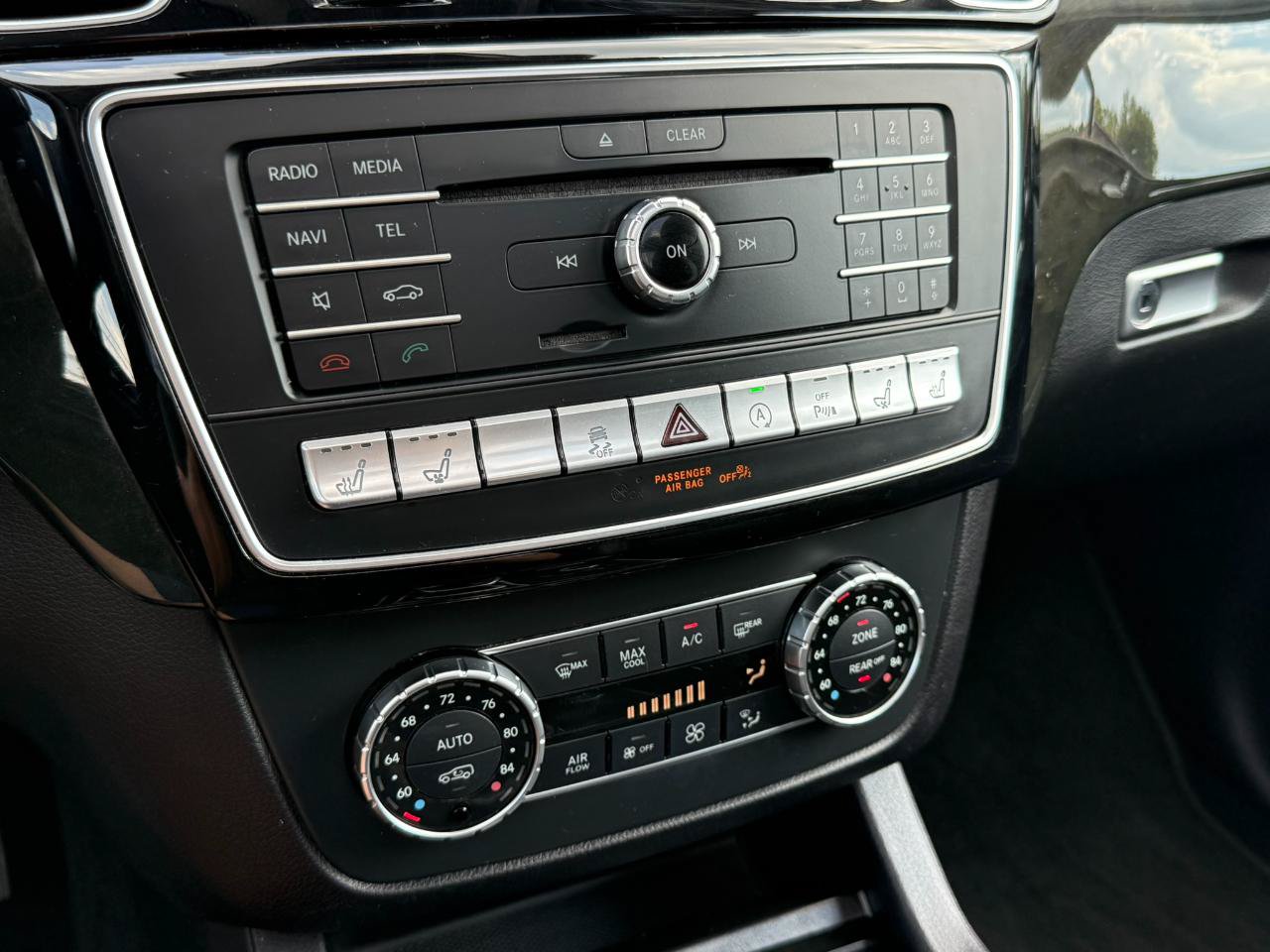 Used 2018 Mercedes-Benz GLS 550 4MATIC image 21