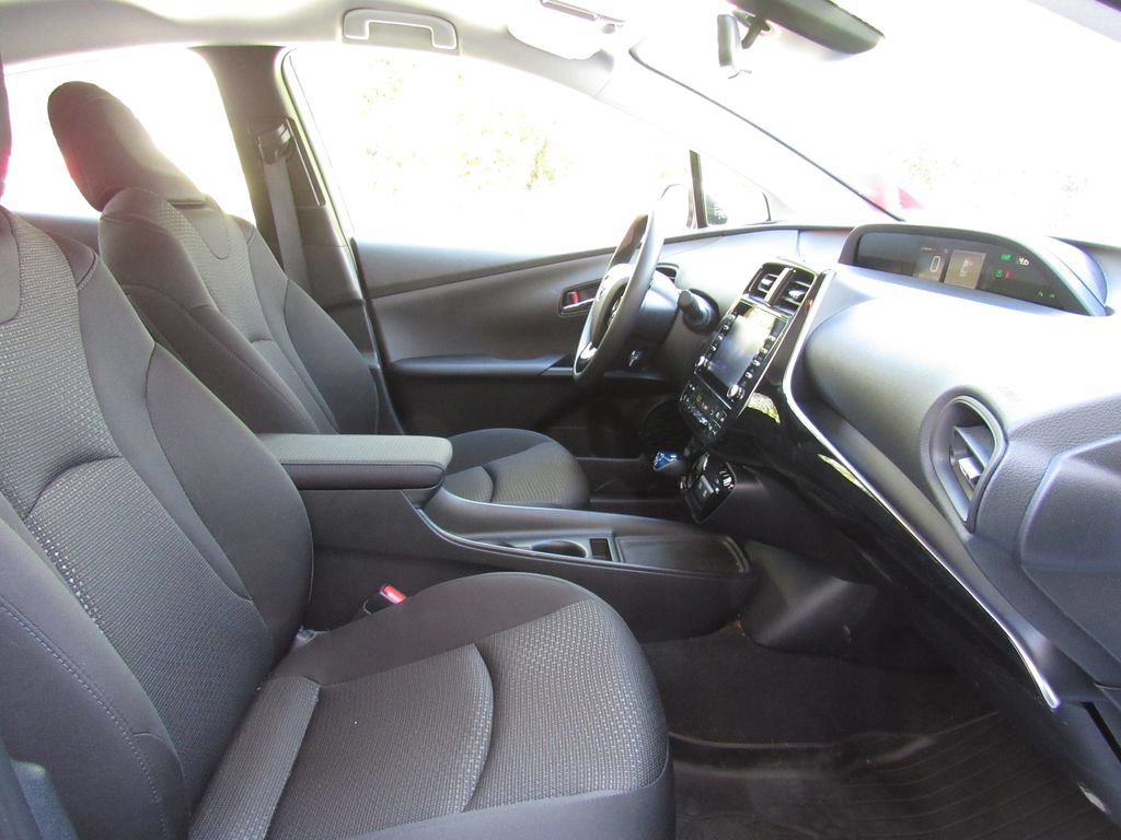 Certified 2020 Toyota Prius LE AWD/4WD image 18