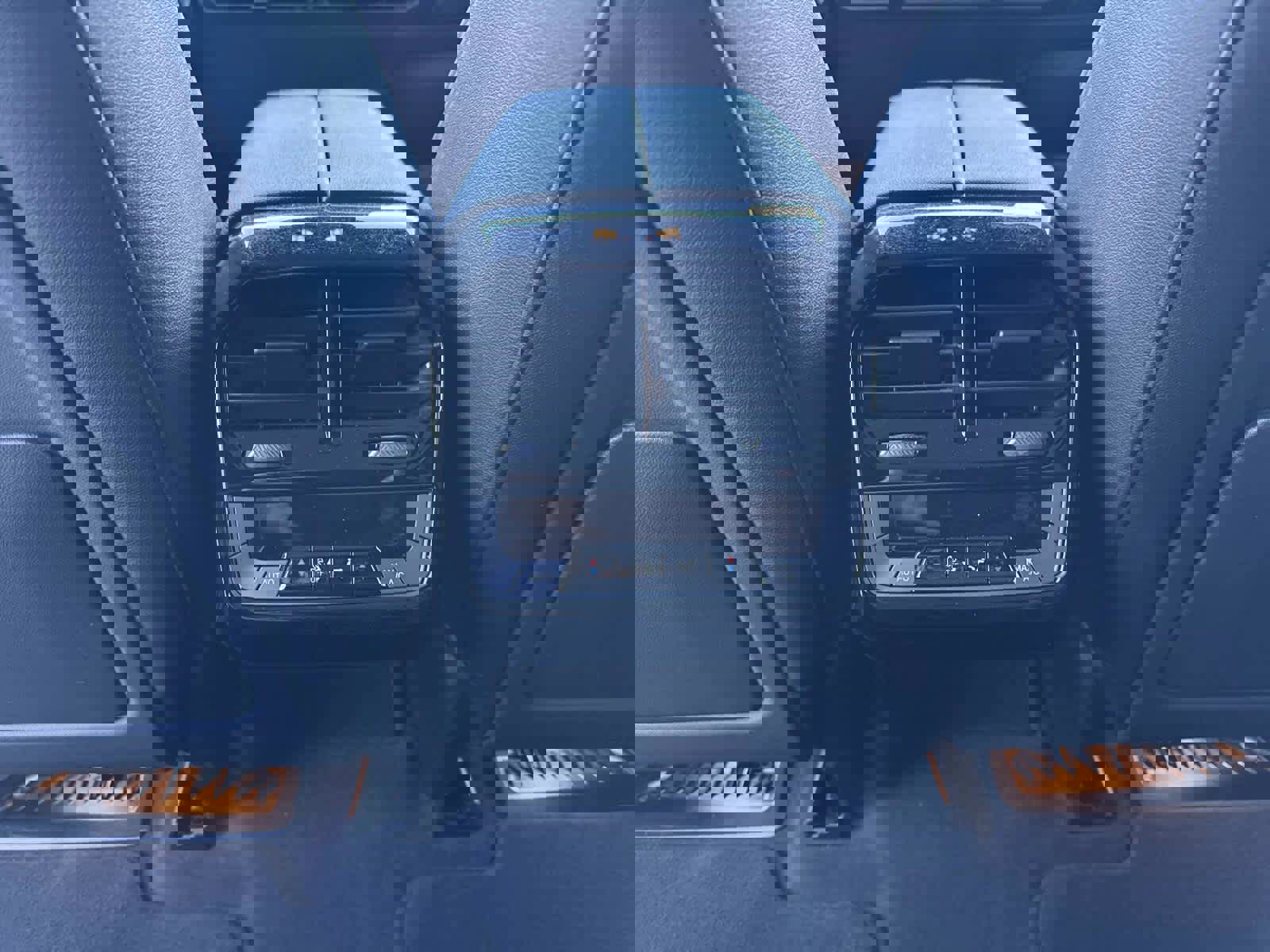 Certified 2025 BMW iX xDrive50 w/ Premium Package image 17