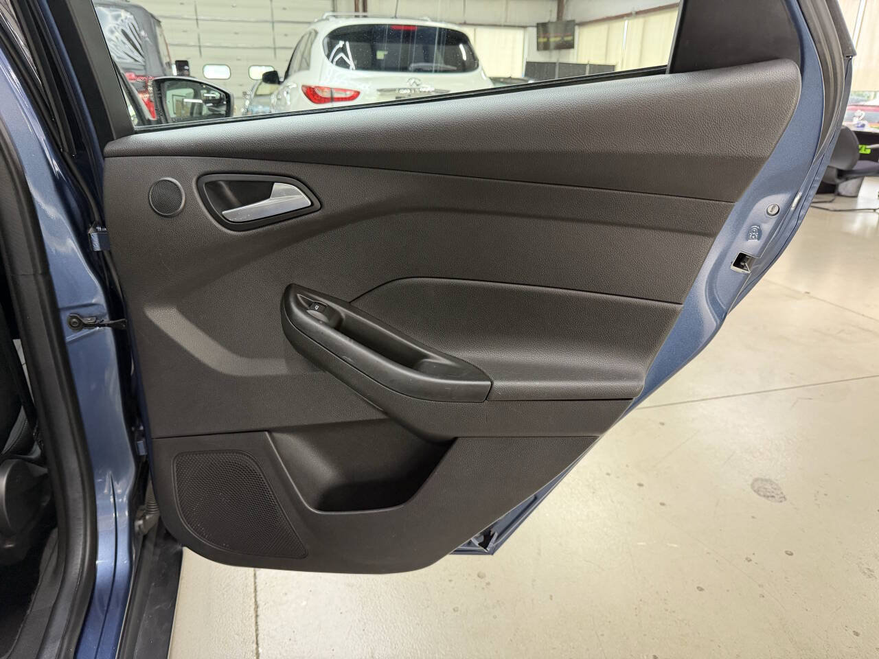 Used 2018 Ford Focus SEL w/ Cold Weather Package FWD image 14