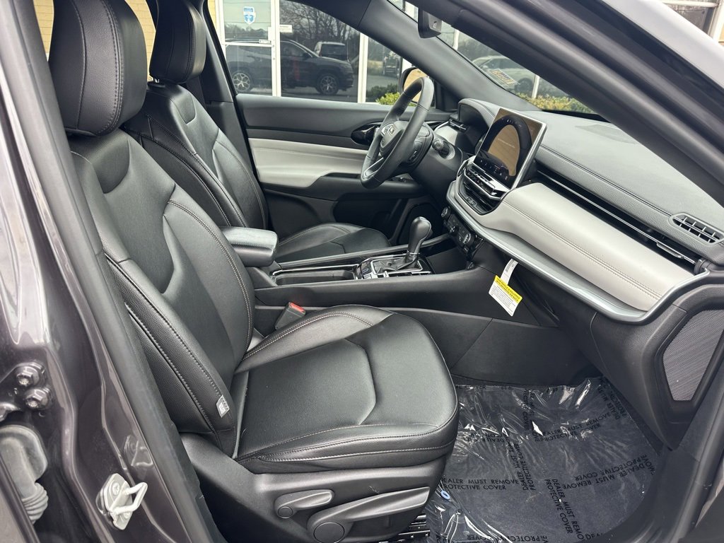 Used 2024 Jeep Compass Limited image 13