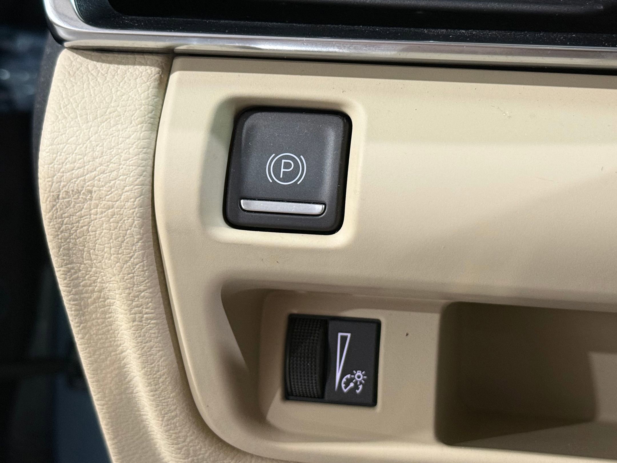 Certified 2023 Cadillac CT5 Premium Luxury image 23